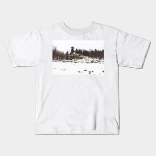 Winter rocks Kids T-Shirt